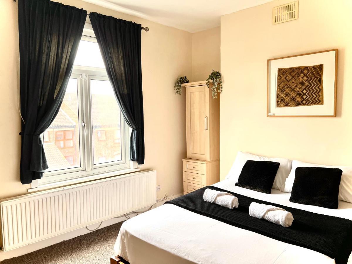 Aldgate Holiday Rooms Londres Exterior foto