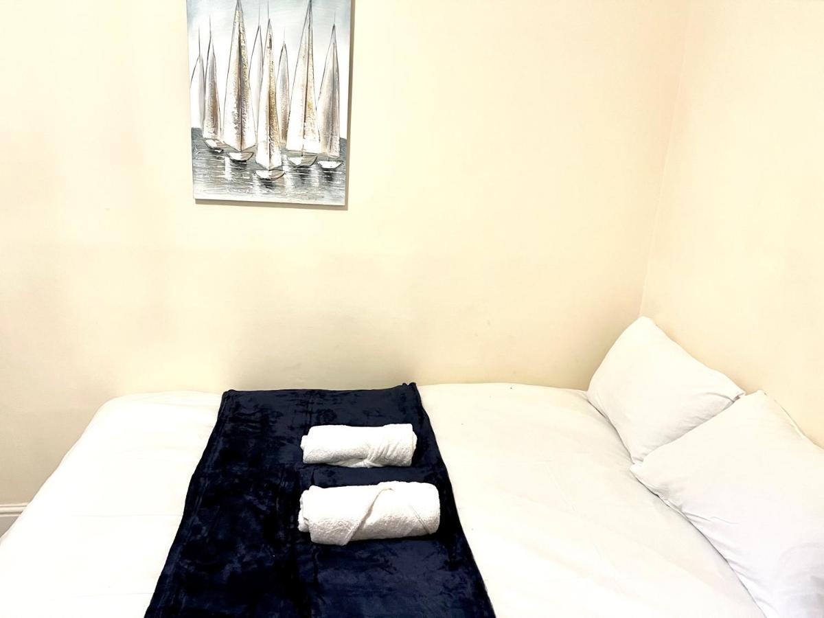 Aldgate Holiday Rooms Londres Exterior foto