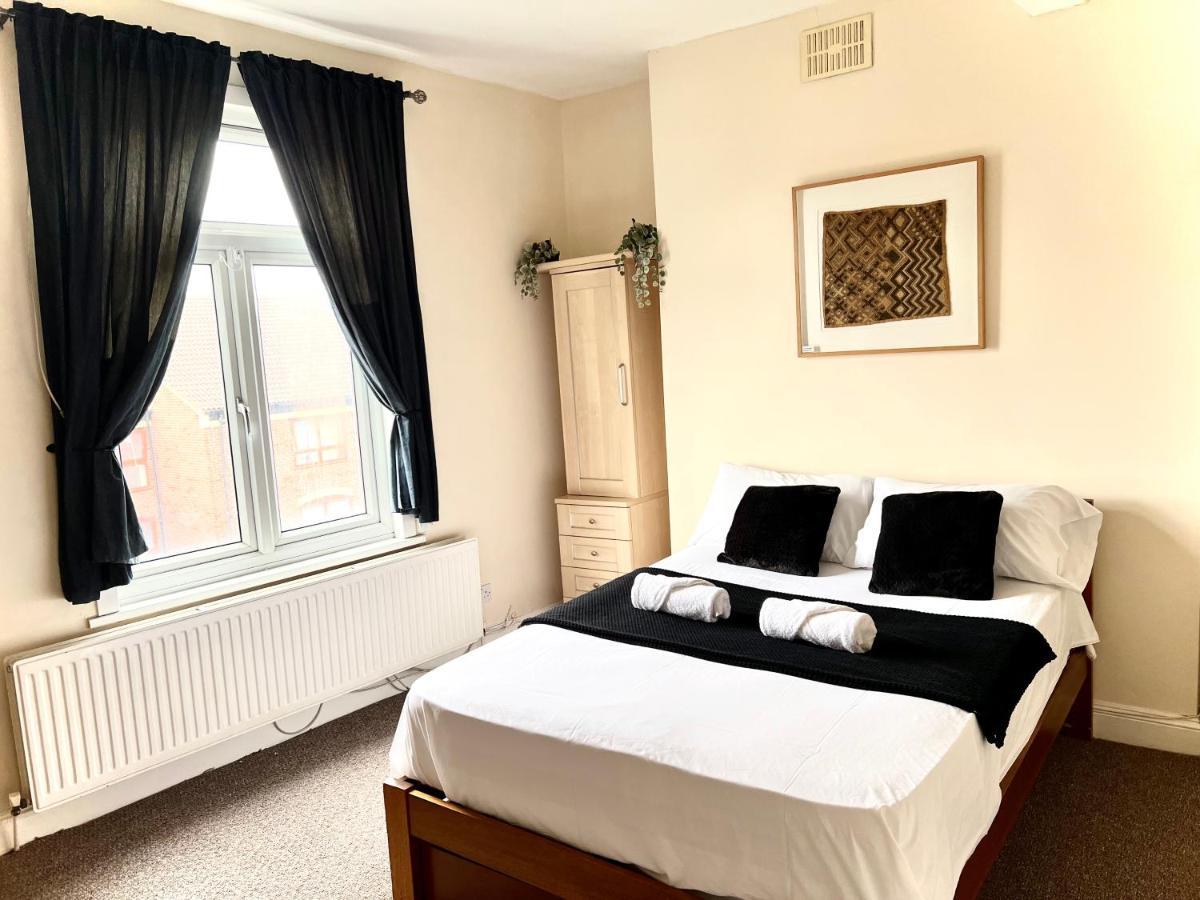 Aldgate Holiday Rooms Londres Exterior foto